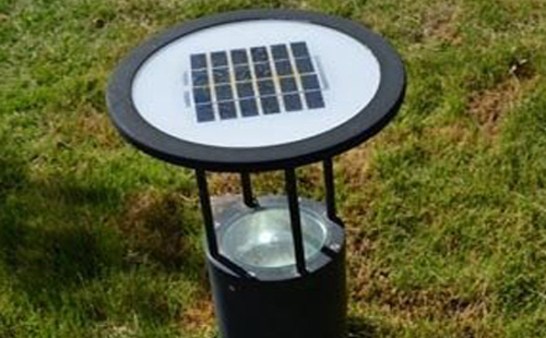 别墅庭院氛围营造：北屯草坪灯选型与布光技巧