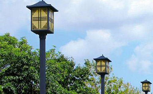 北屯庭院灯安装间距与布灯设计全解析