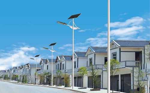 北屯太阳能路灯配置与在乡村道路照明中的应用